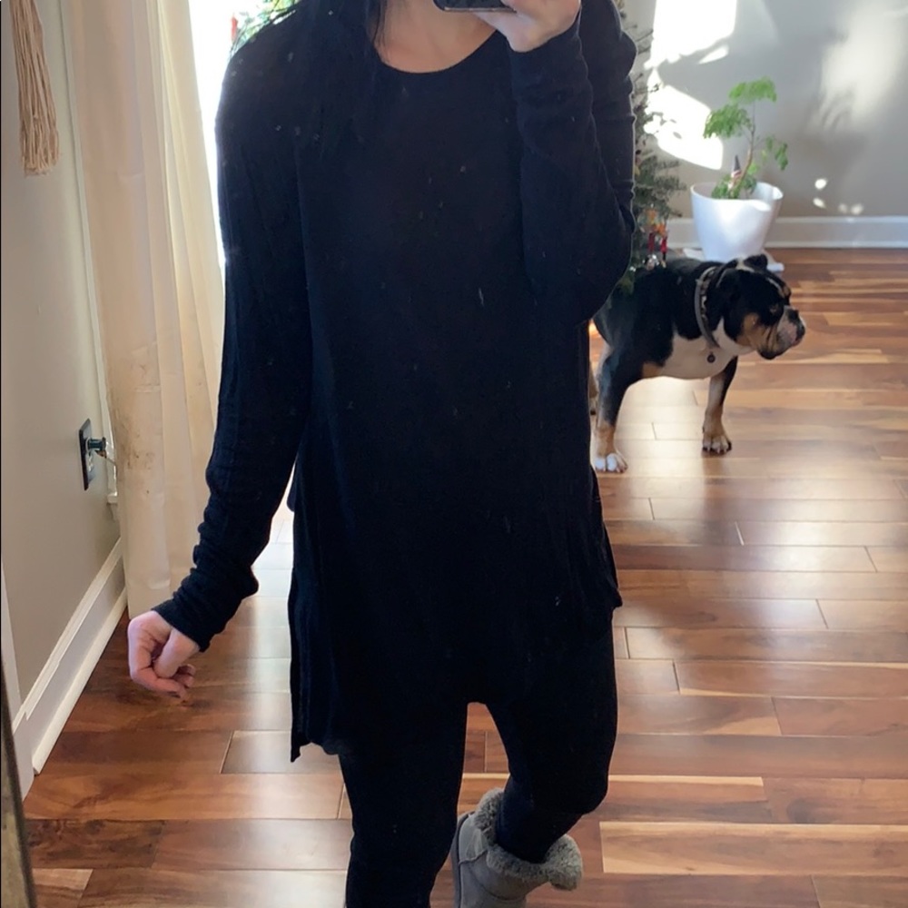 BP Long sleeve black tunic/tee